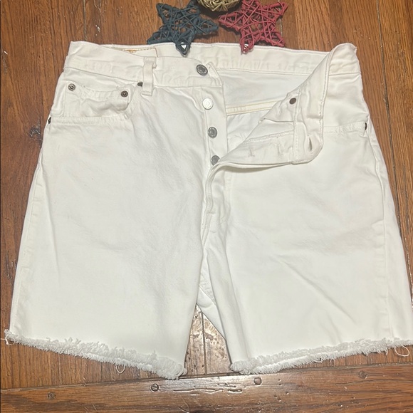 Levi's 501 Crisp White Denim VTG High Waist Cutoff SHORTS💙Button-fly & raw hem. - Picture 2 of 10